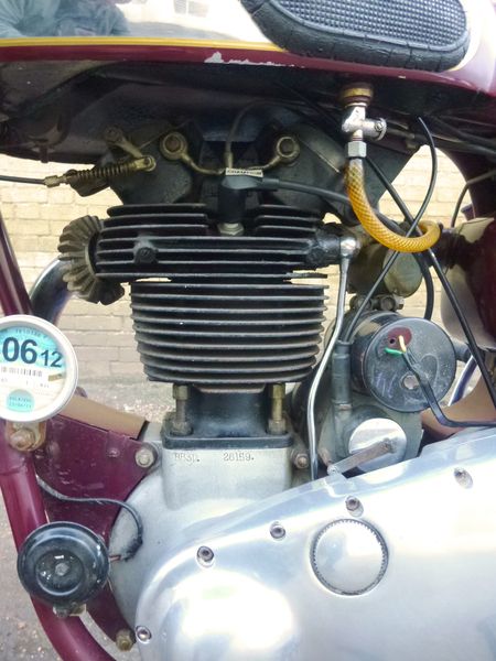 画像: BSA B31 (350cc) 1956年