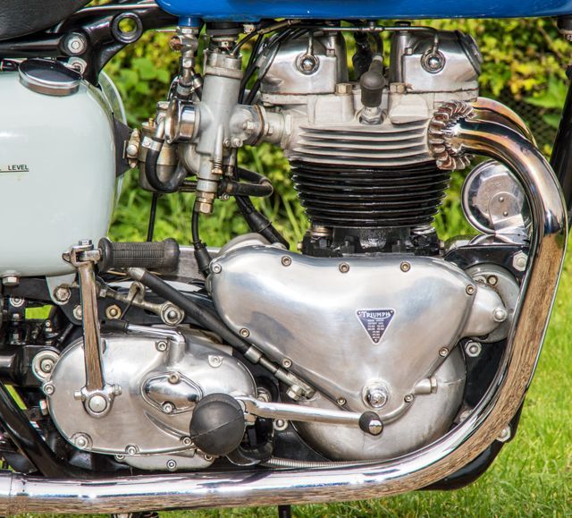 画像: トライアンフ T120 Bonneville ボンネビル (650cc) 1959年